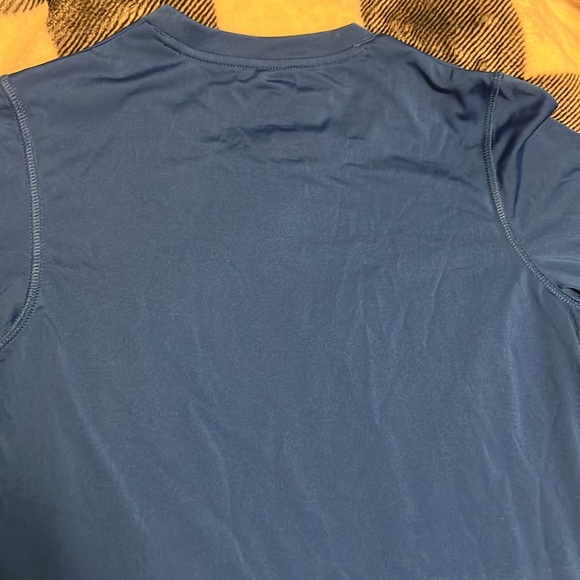 Adidas Climate Dry Long Sleeve Shirt. Size M (10/12) - Picture 10 of 13